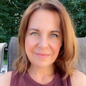 Meet your Posher, Cher